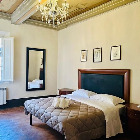 Domus An- Two Bedrooms Apartment -Antique And Historical Home Siena Exterior photo