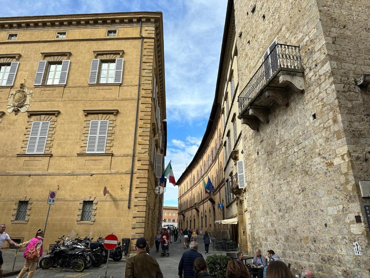 Domus An- Two Bedrooms Apartment -Antique And Historical Home Siena Exterior photo